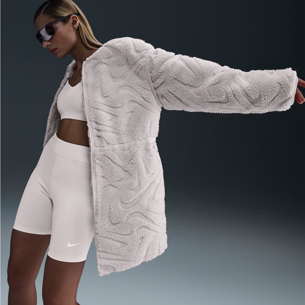 Nike Women's Loose High-Pile Jacket